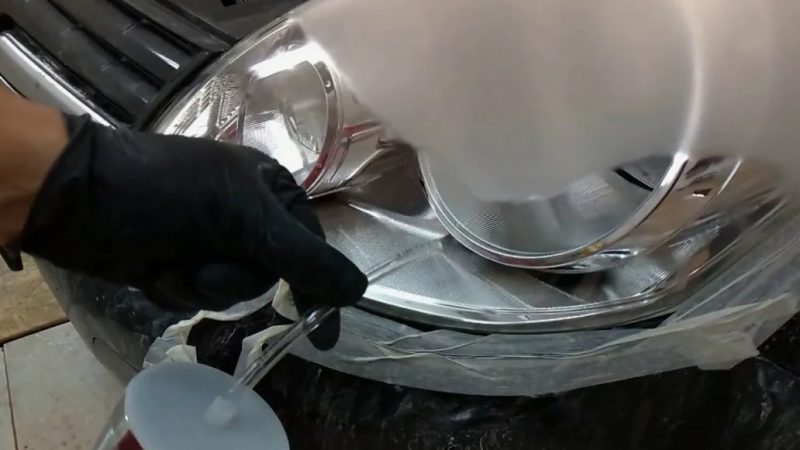 Химическая полировка фар автомобиля: возвращаем кристальную прозрачность